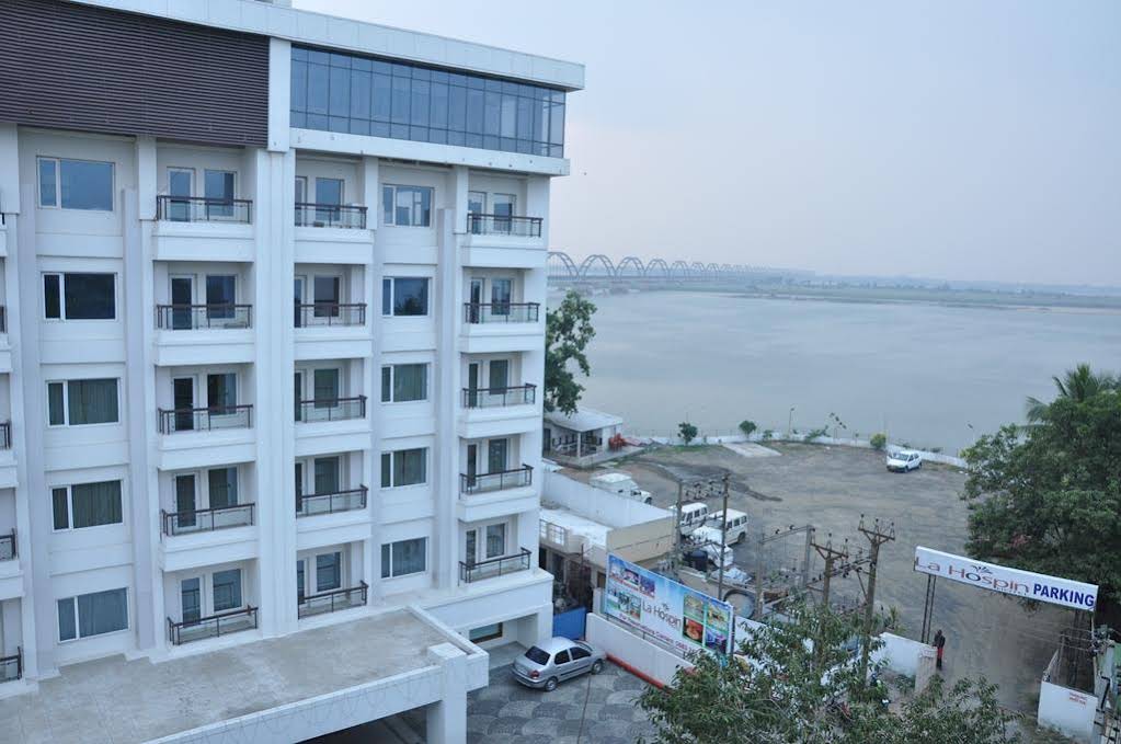 La Hospin Hotel 