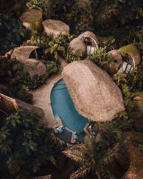 Panorama Beach Club & Resort Adults Only Pool