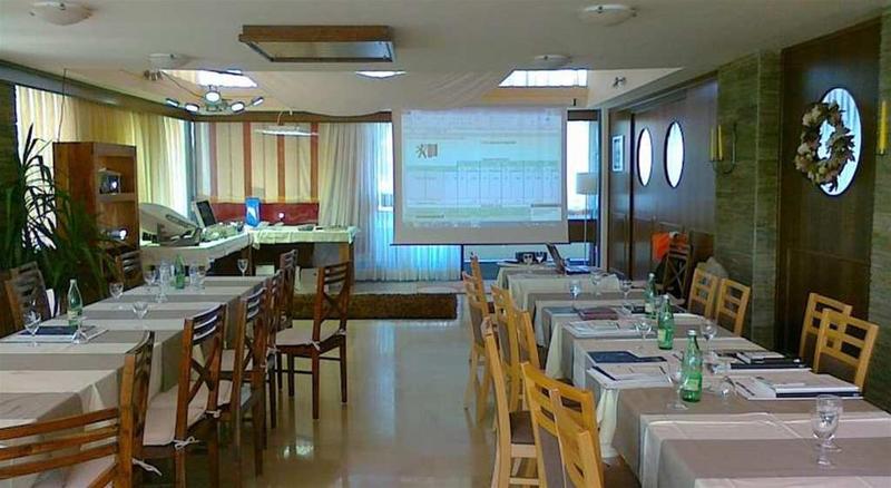 Porec (پورك) General view