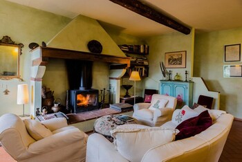 Le Scalette Living Room