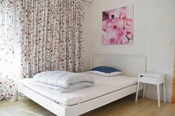 Seogwipo Seongsan Evergreen Pension Guestroom