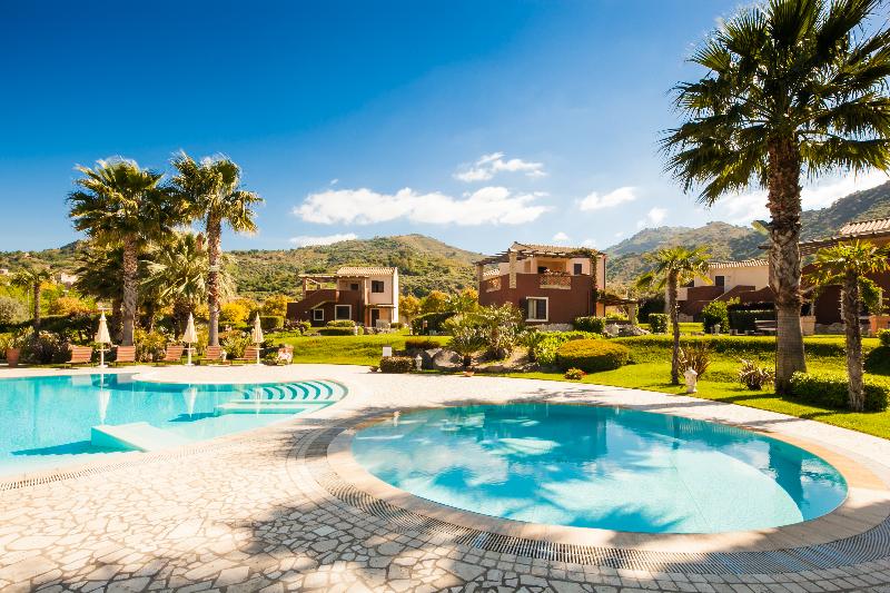 Alcantara Resort General view