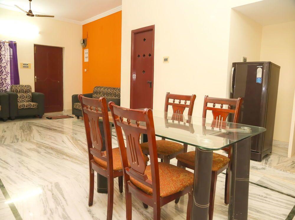 Oyo 7141 Ss Guest House 