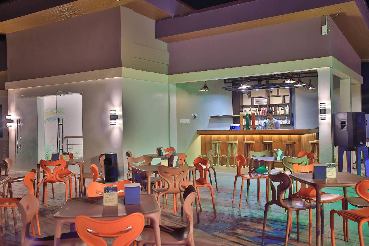 Coron Soleil Express Hotel (كورون سولیل اکسپرس هتل) 