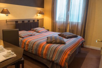 Hostellerie De La Mer Guestroom