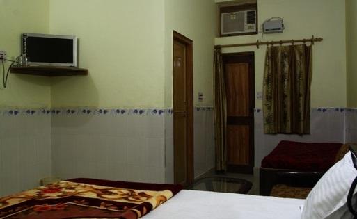 Dev Hotel 