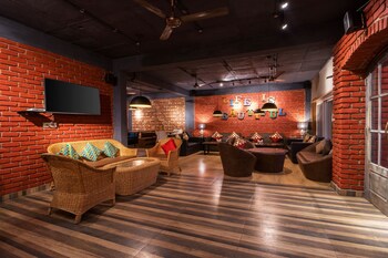 Nirvana Lodge & Lounge Mussoorie Cafe