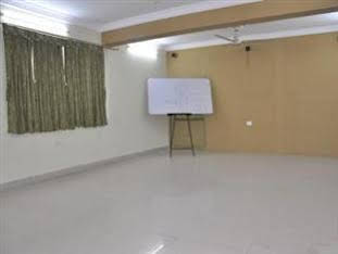 Hotel Rajdhani Plaza 