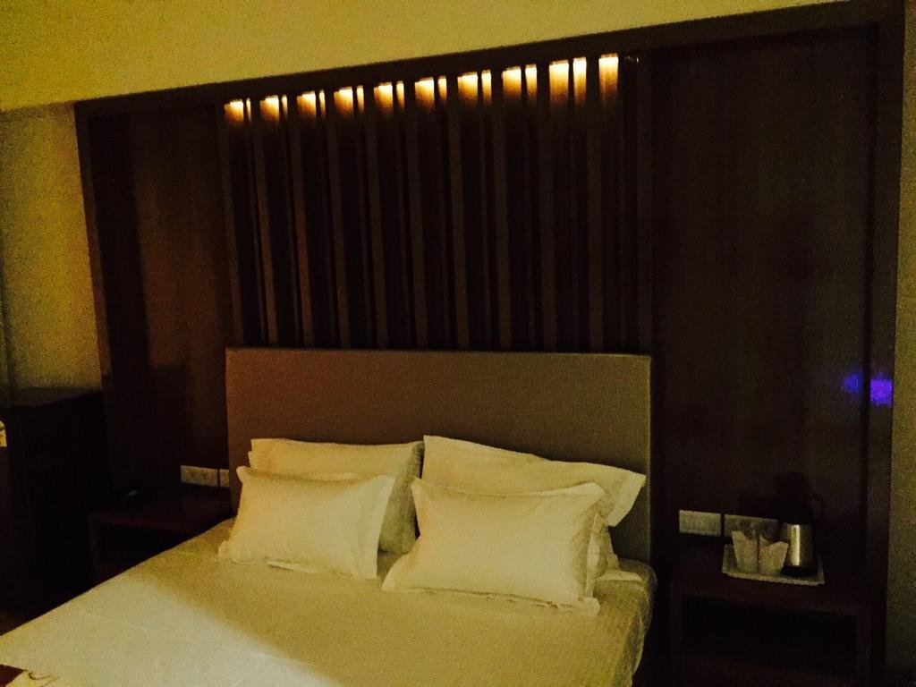Hotel Barog Heights 