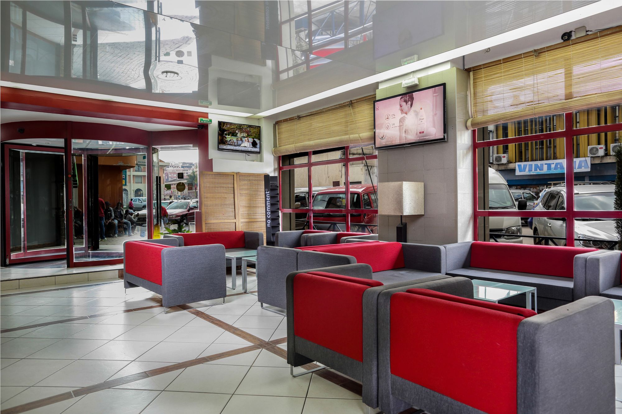 Le Grand Mellis Hôtel & Spa (ل گرند ملیس هôتل و اسپا) 