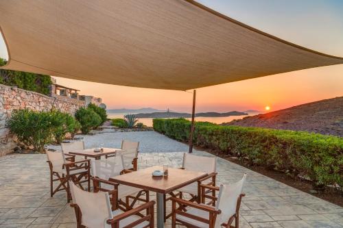 Sunrise Beach Suites 