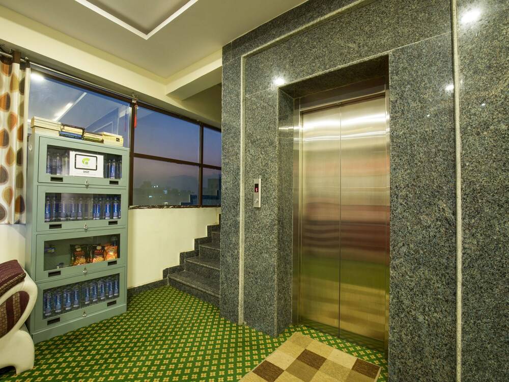 Oyo 13162 Swiss Legrand Hotel Interior