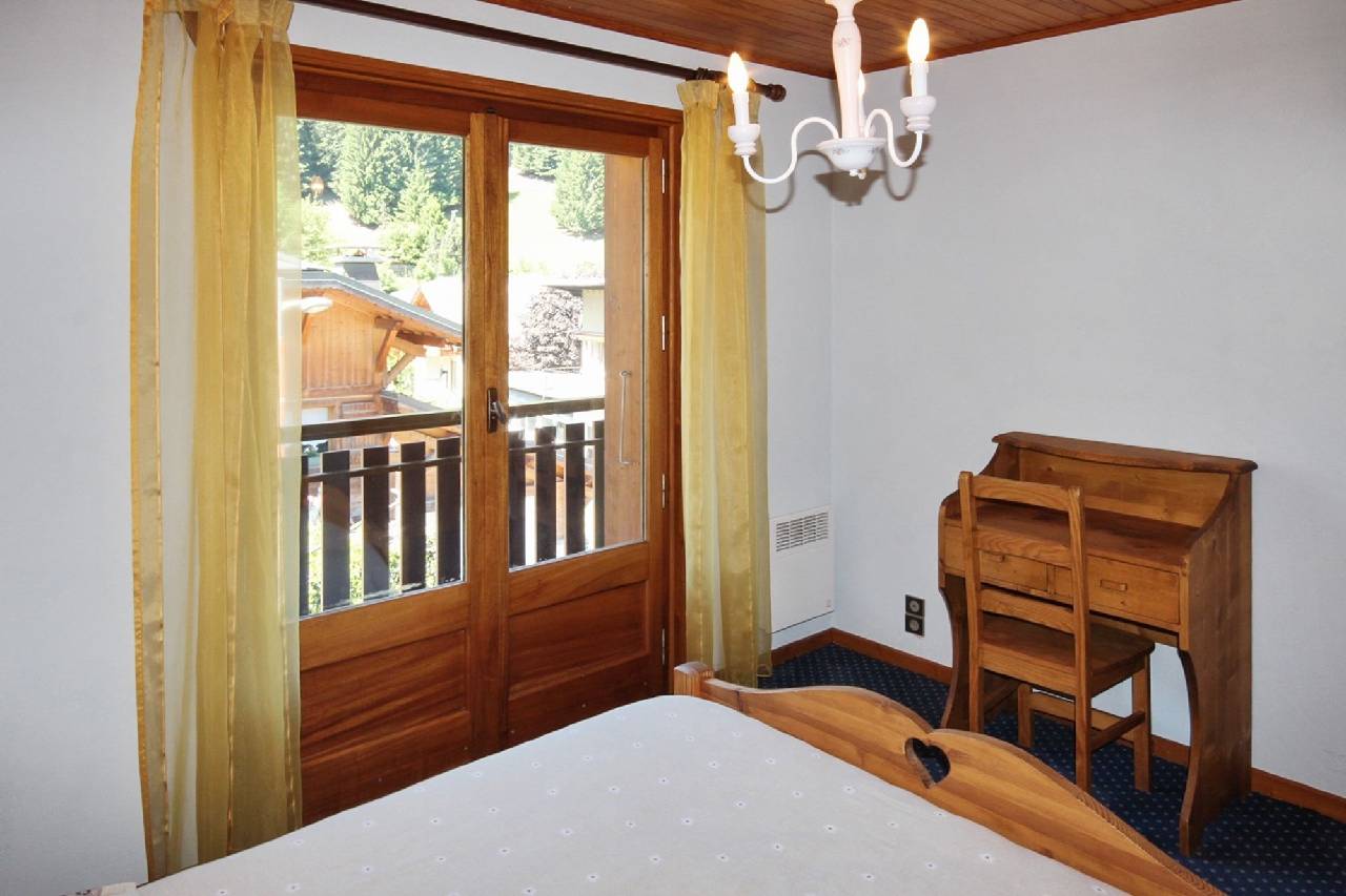 Cozy Apartment With Stunning Mountain Views In The Rhône Al 