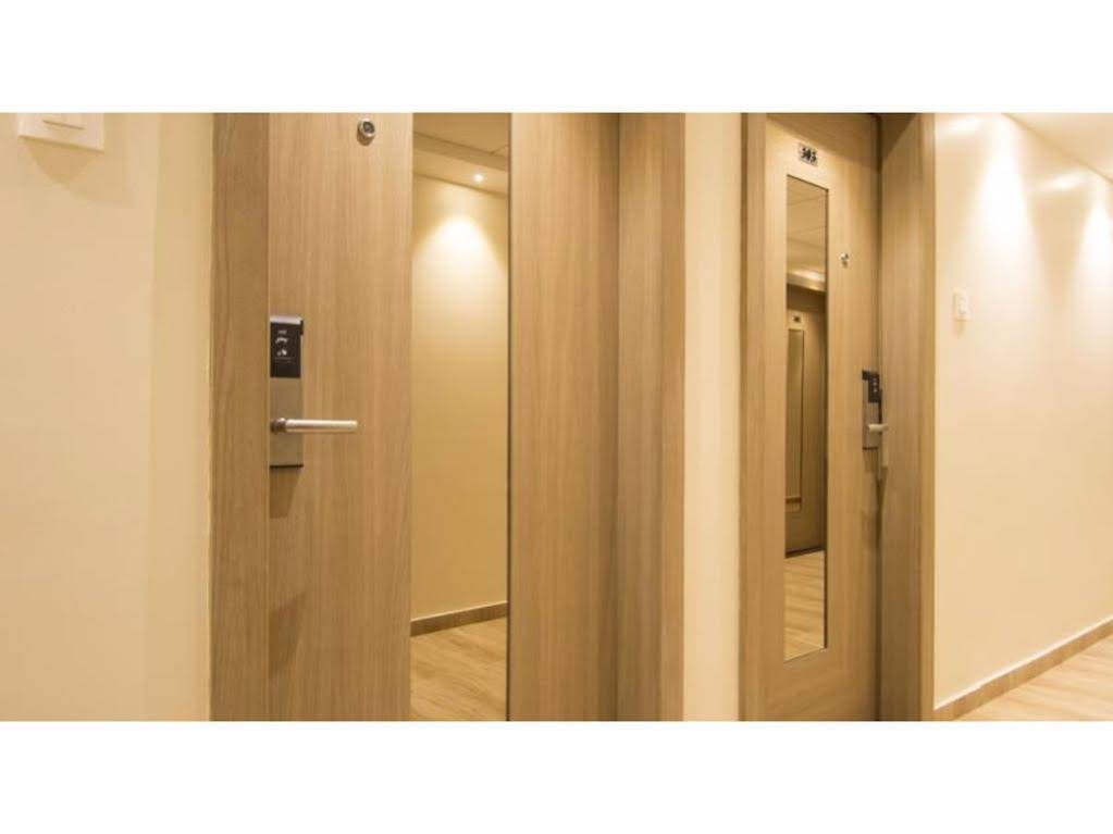 Vista Rooms At Officer Colony 