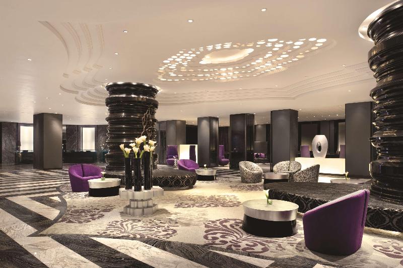 Hyatt Regency Gurgaon Lobby