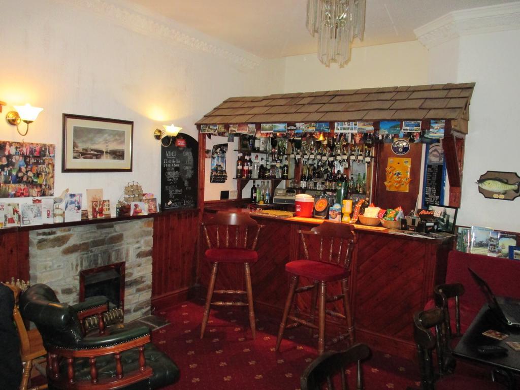 Bridgeside Guest House B And B 