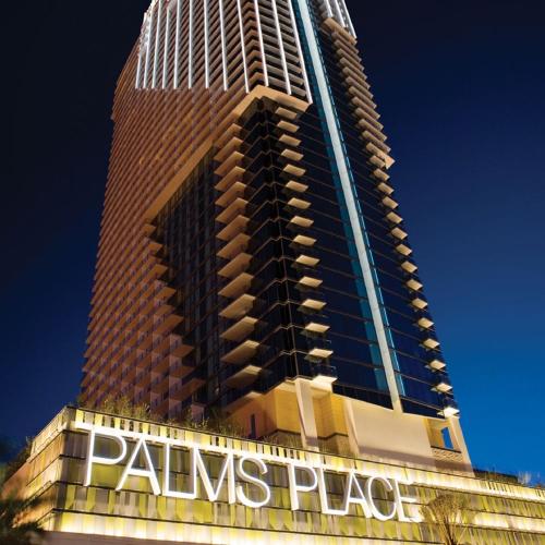 Luxury Suites At Palms Place 