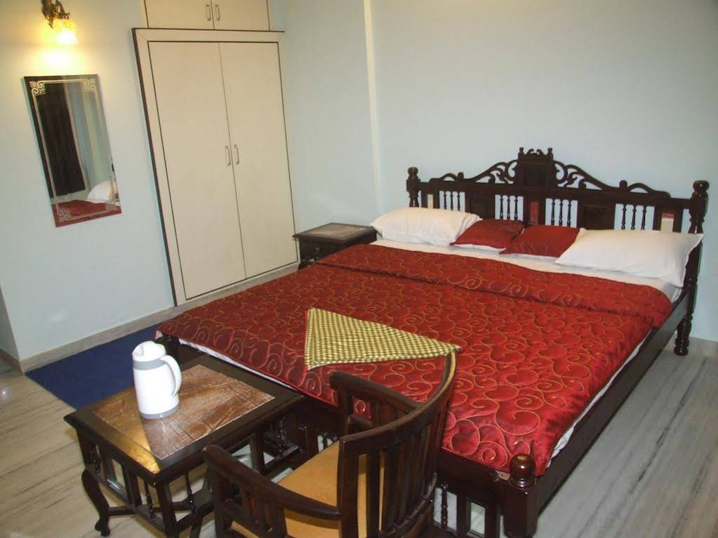Chit Chat Guest House 
