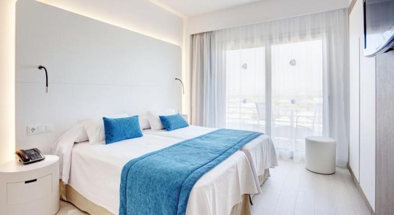 Grupotel Farrutx Room