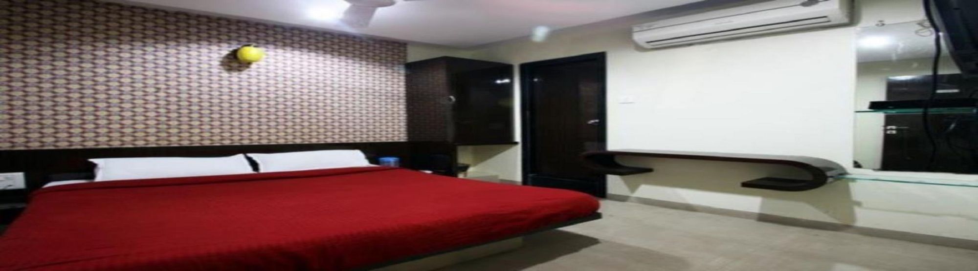 Room Maangta 100 Andheri East 