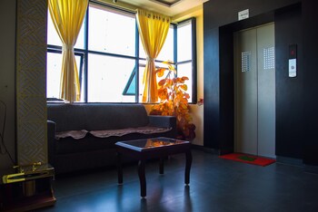 Hotel Tulsi Residency Lobby Sitting Area