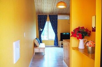 Seogwipo Seongsan Evergreen Pension Guestroom
