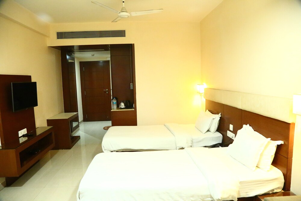 Castle Inn Guestroom