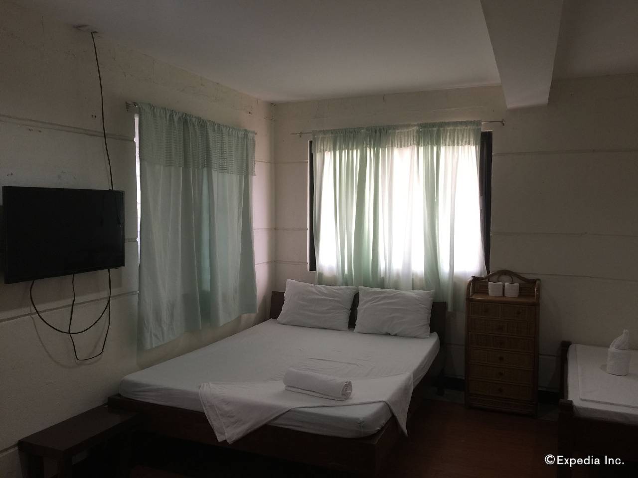 Zuric Pension Coron 