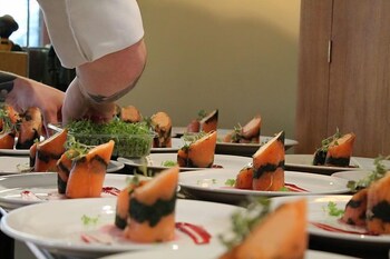 The Courtyard Food and Drink
