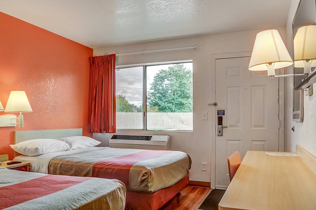 Motel 6 Portland Central (موتل ۶ پورتلاند سنترال) double