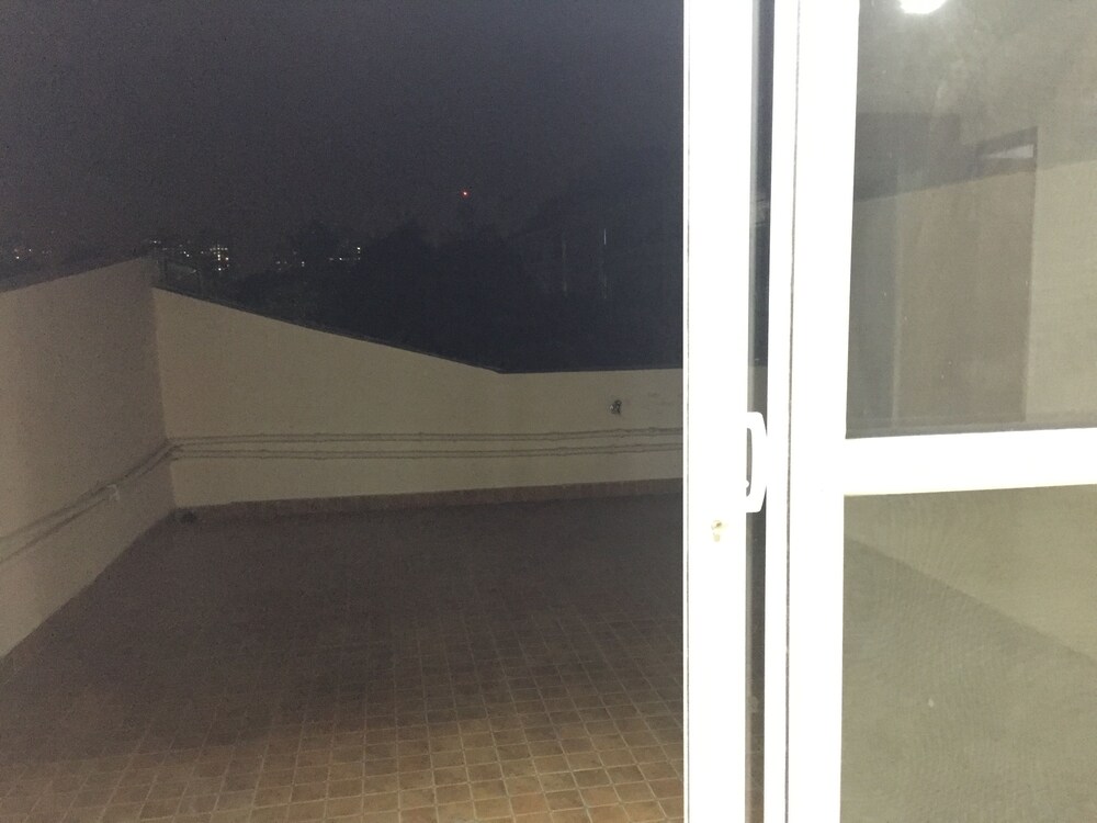 Bawa Residency Hotel Entrance