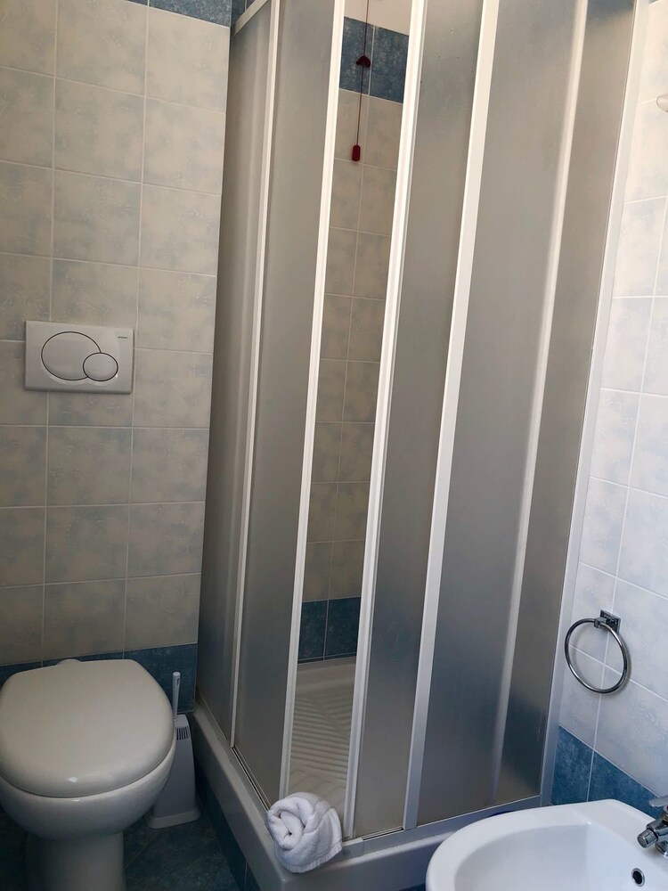 Miluna B&b Bathroom