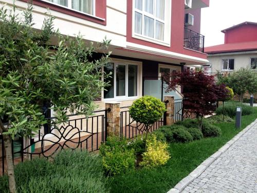 Mellia 4 Apartment 