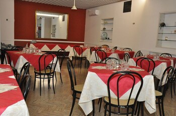 Hotel Morri Restaurant