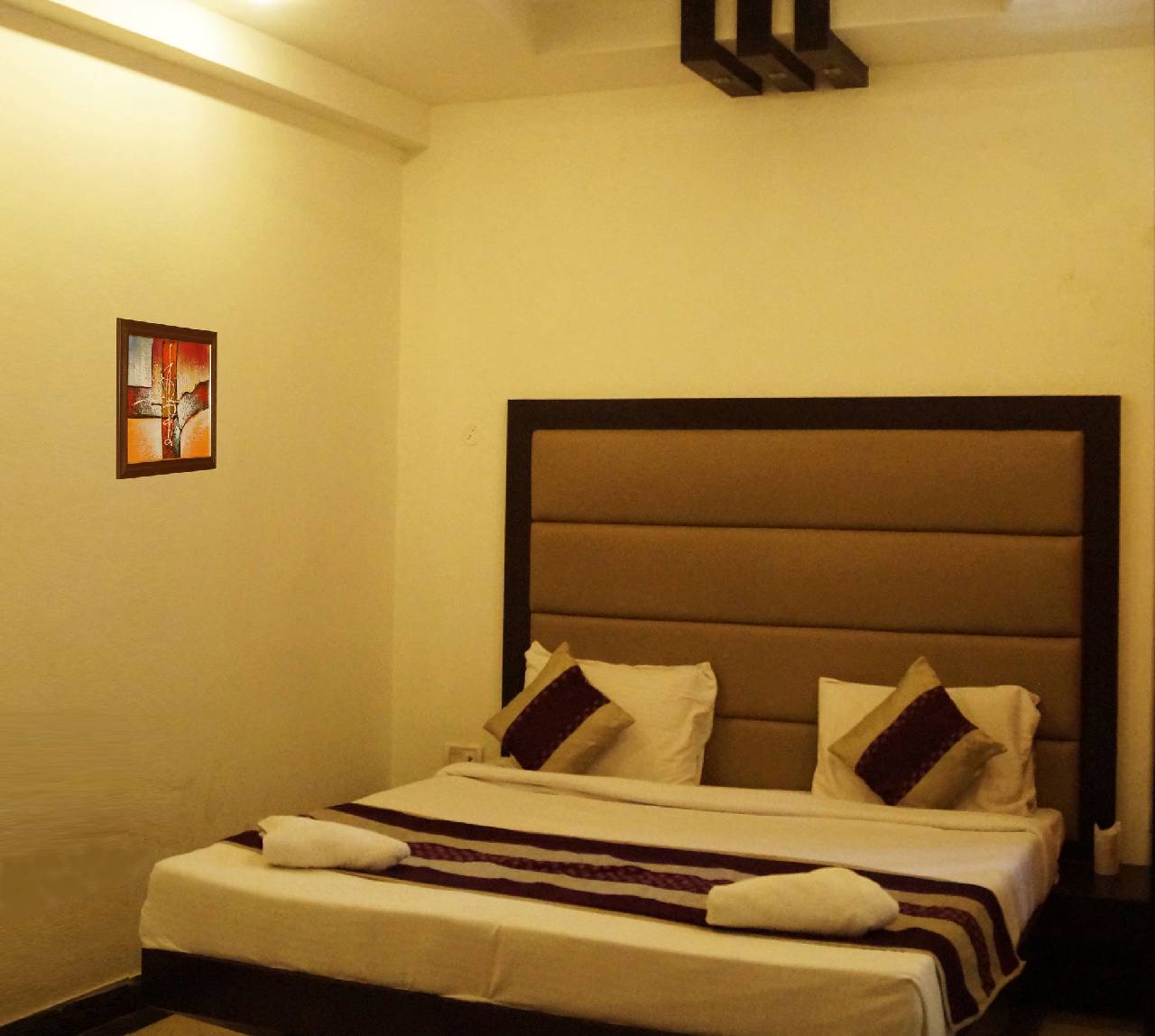 Optimum Sheela Inn @ Taj 
