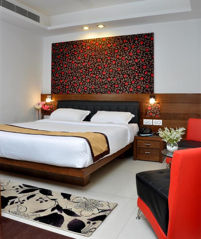 Niharika Hotel 