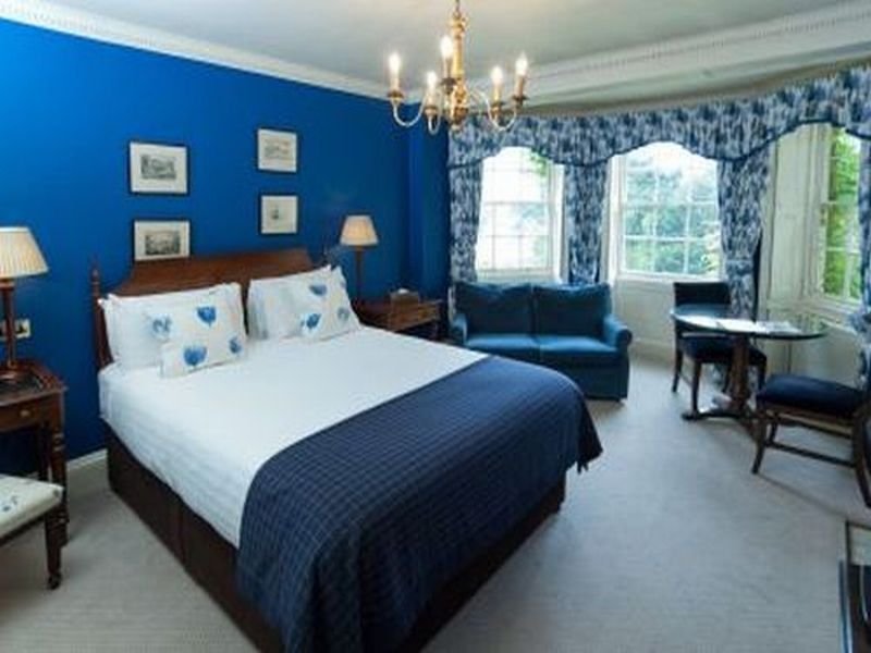 Hallmark Hotel Flitwick Manor Room