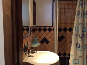 Sweet Country House Bathroom Sink