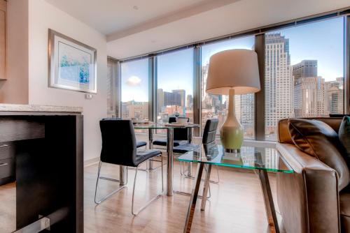 Bluebird Suites Near South Station 