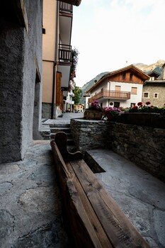 Hotel Du Grand Paradis & Wellness La Baita Guestroom