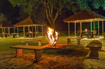Corbett Riverside Resort Property Grounds