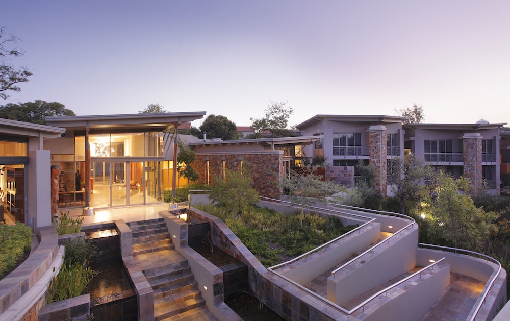 Seven Villa Hotel & Spa