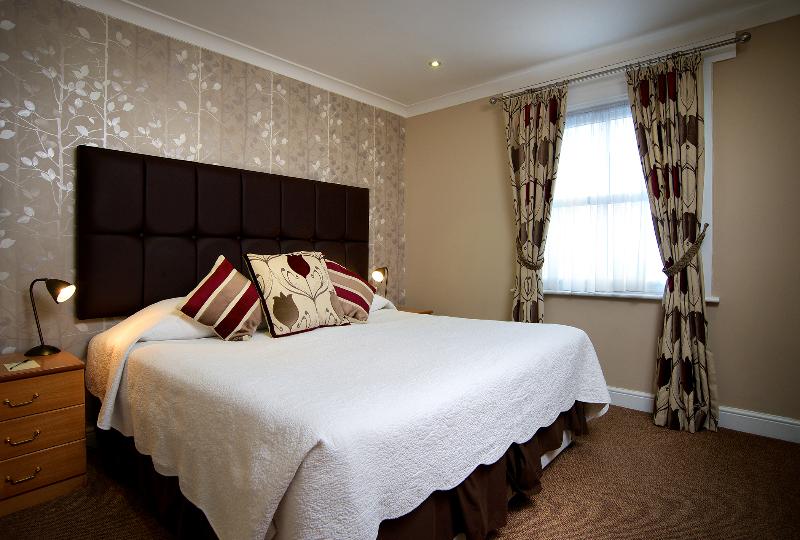 Langham Hotel (لانگهام هتل) Room