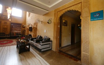 Oyo 1397 Rana Villa Lobby