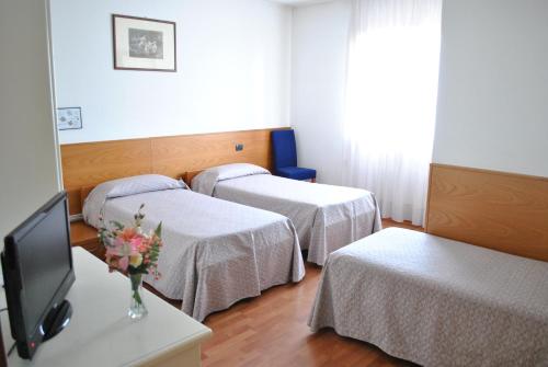 Rometta Hotel 