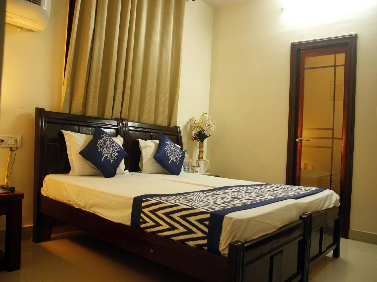 Oyo Rooms Swargashram Rishikesh 