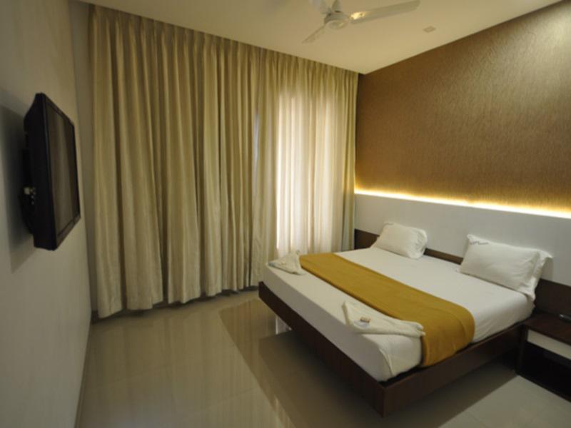 Vijey Hotels 