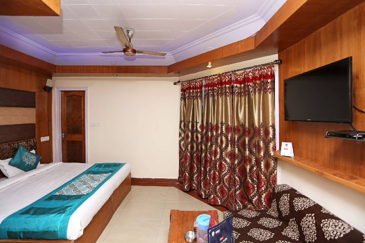 Oyo 8637 Shivam Hotel 