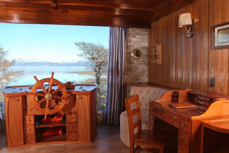 Los Yamanas (لوس یاماناس) General view