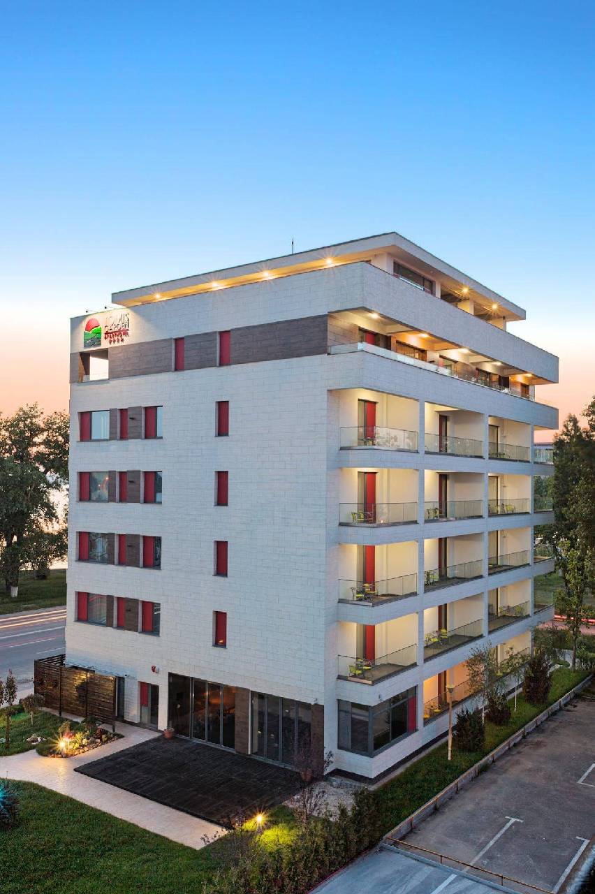 Hotel Tomis 